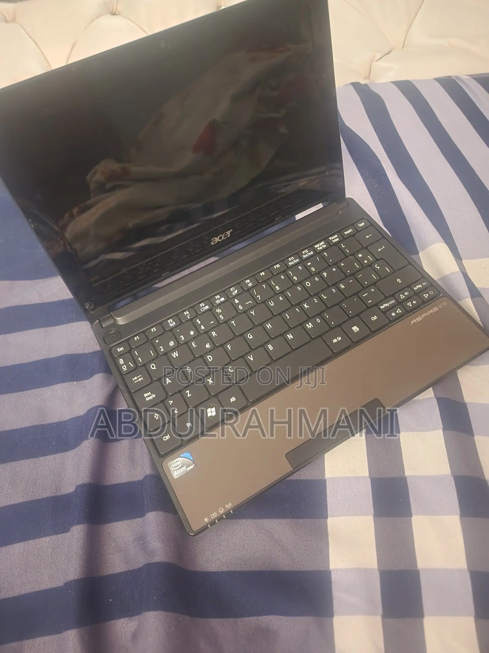 Laptop Acer Aspire 1 2GB Intel Core i3 HDD+SSD 140GB