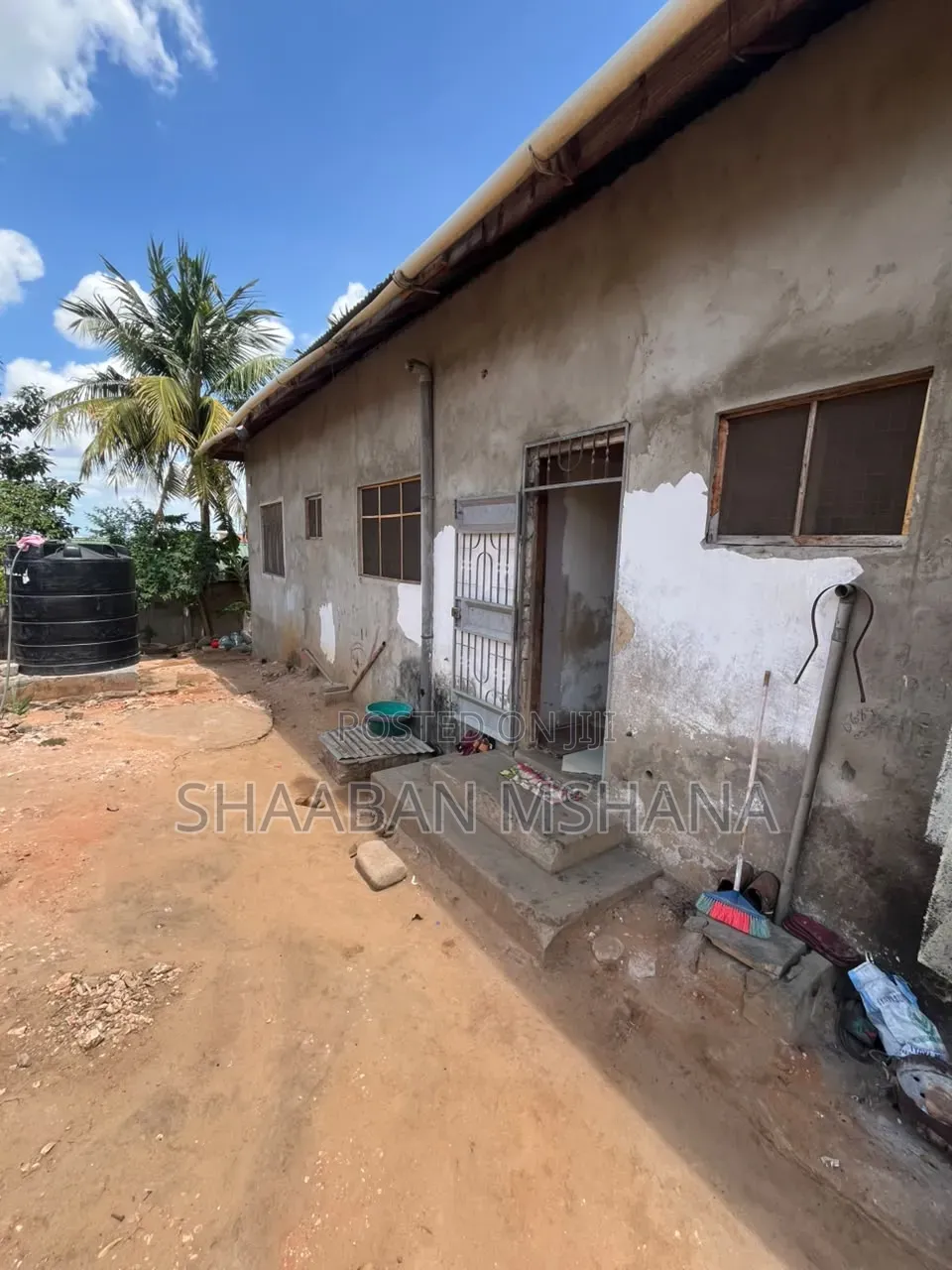 5bdrm House in Private Property, Segerea for sale