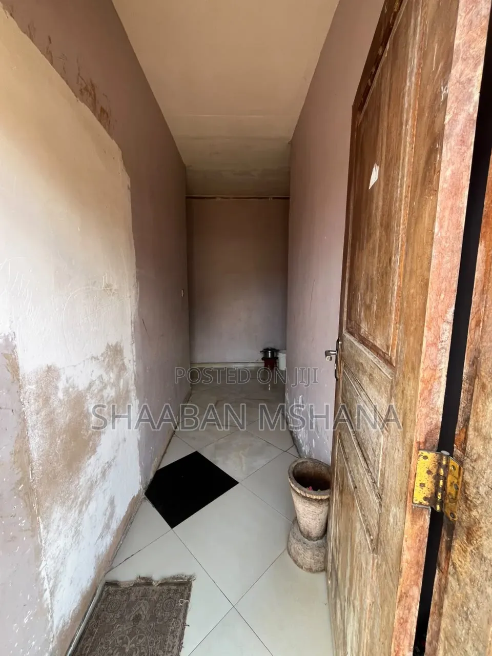 5bdrm House in Private Property, Segerea for sale