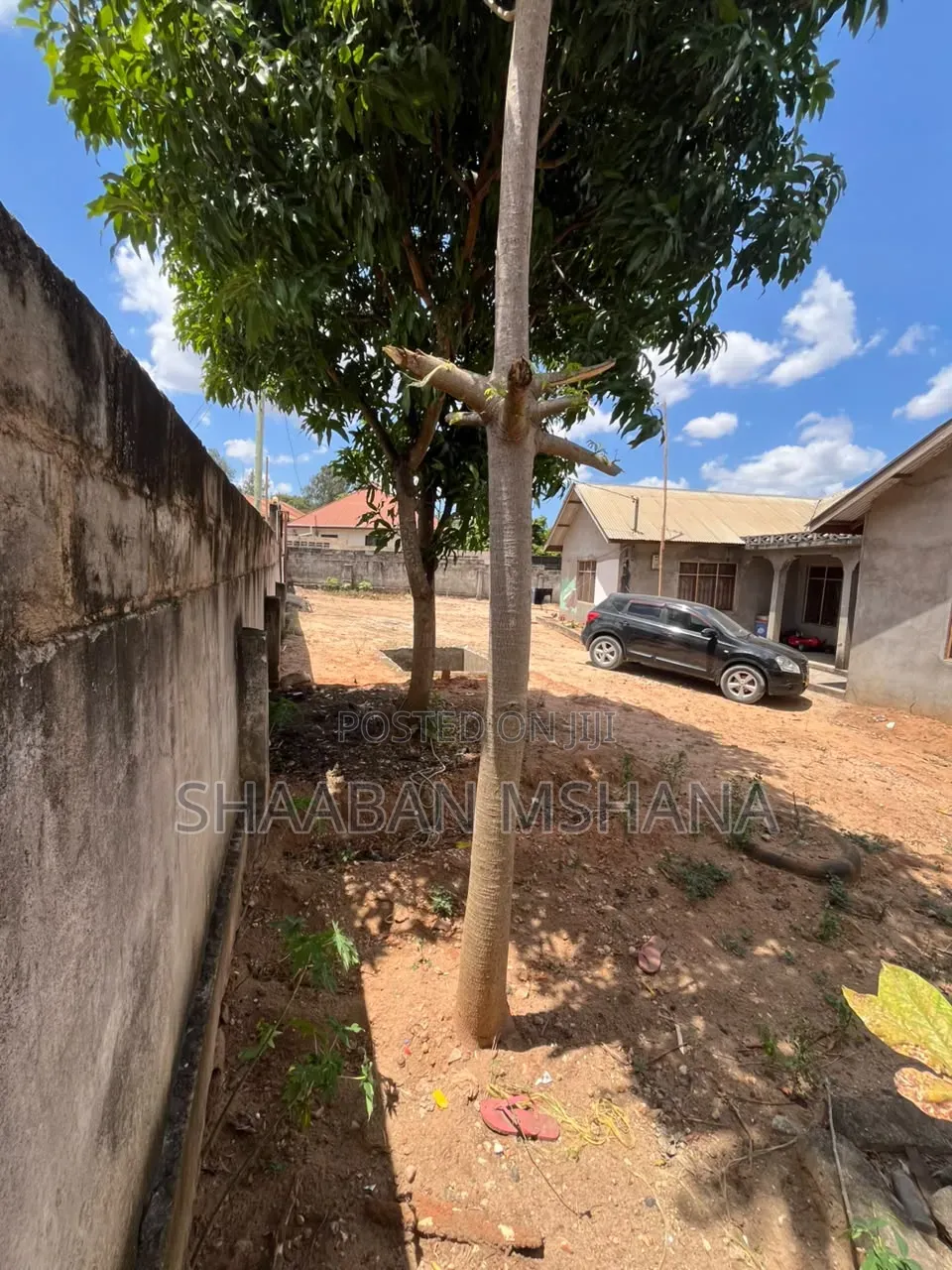 5bdrm House in Private Property, Segerea for sale