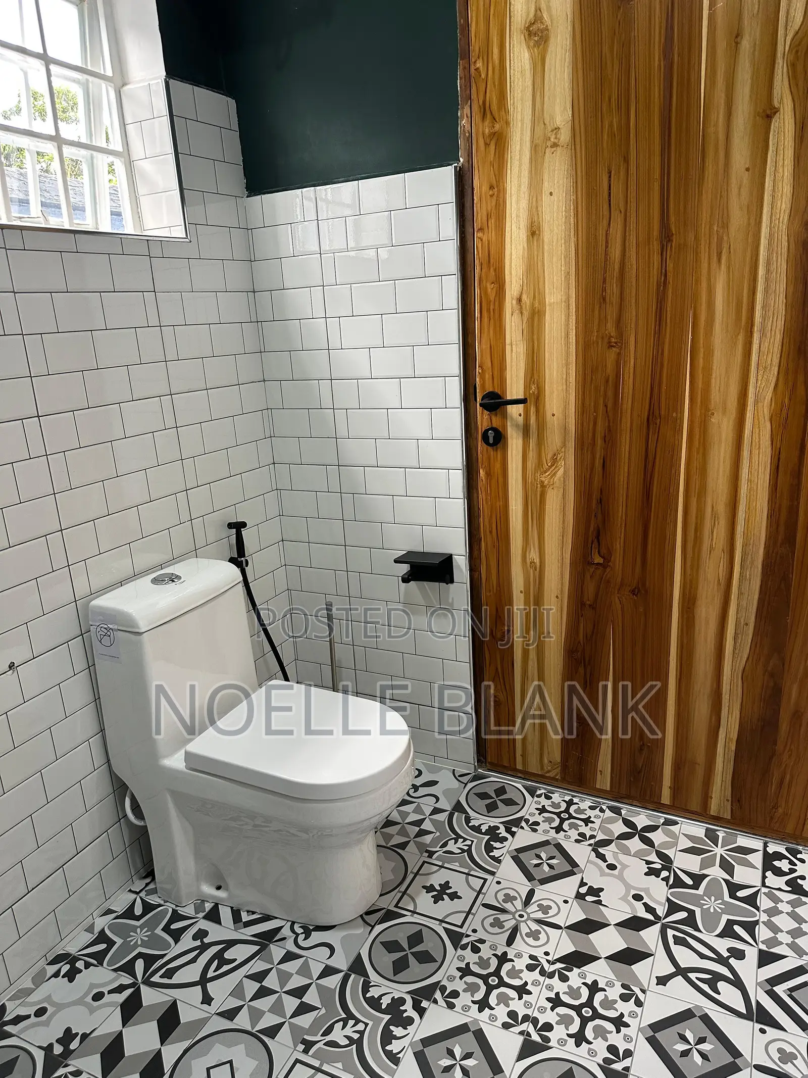 Furnished 2bdrm House in Central Business Area for rent