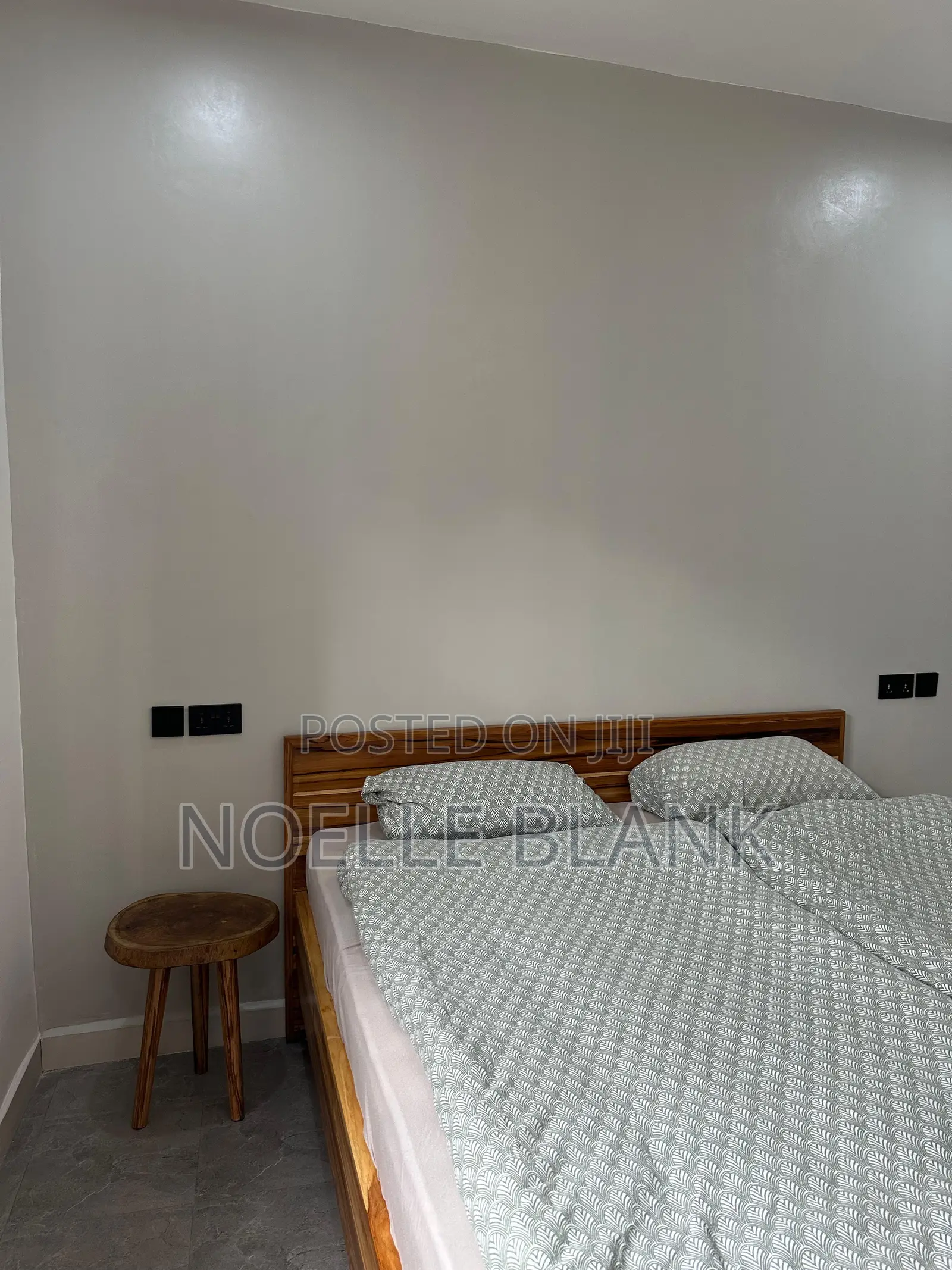 Furnished 2bdrm House in Central Business Area for rent