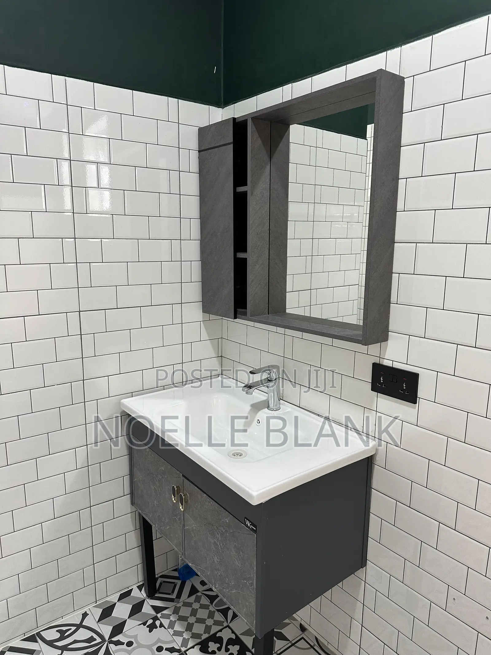 Furnished 2bdrm House in Central Business Area for rent