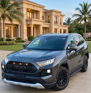 Toyota RAV4 2021 Gray