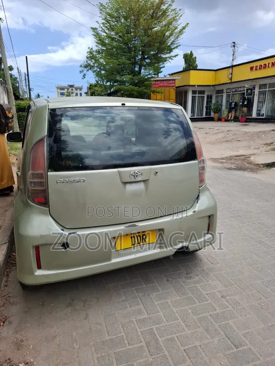 Toyota Passo 2004 Beige