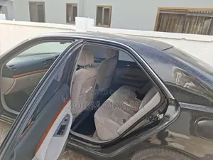 Toyota Mark II 2002 Gray