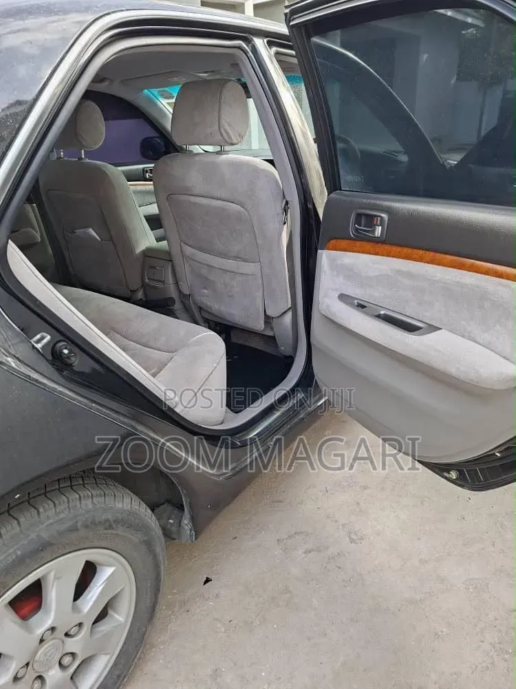 Toyota Mark II 2002 Gray