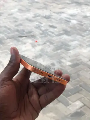 Apple iPhone XR 128 GB Orange