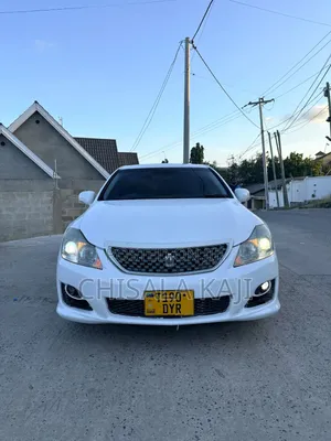 Toyota Crown 2009 White