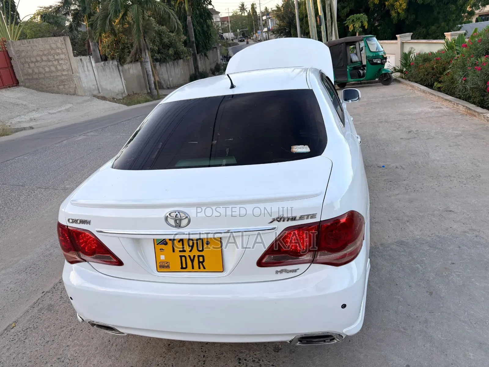 Toyota Crown 2009 White