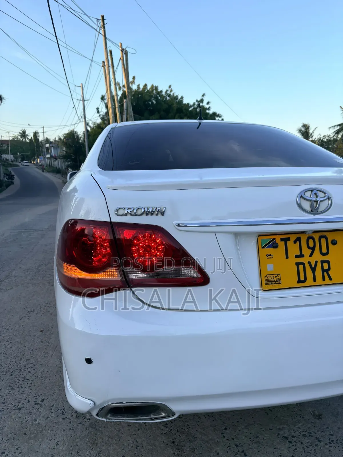 Toyota Crown 2009 White