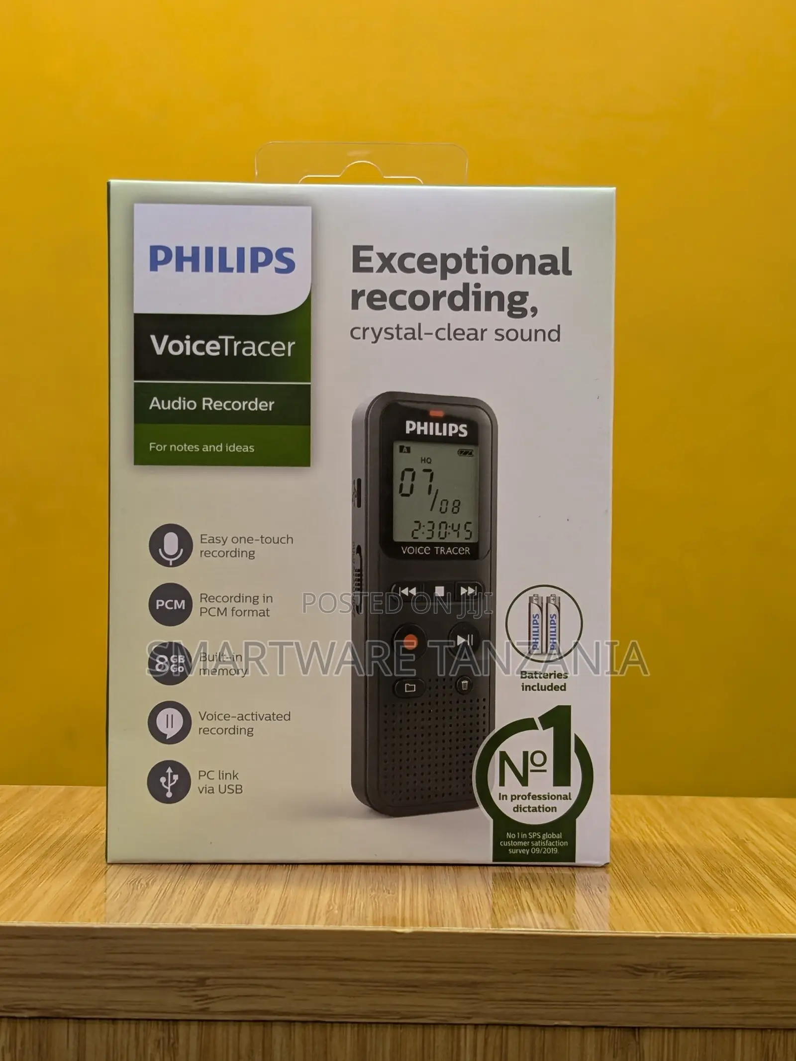 Philips VoiceTracer Audio Recorder, PCM Format, 8GB Memory, USB Link
