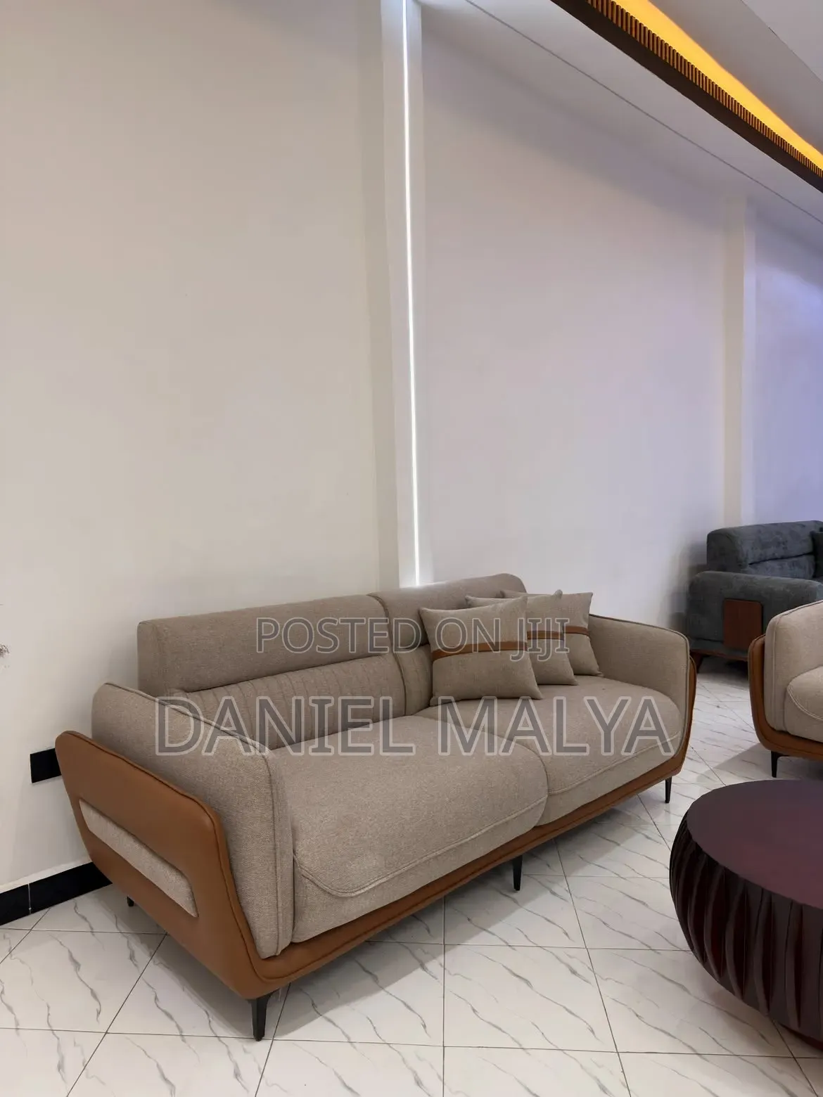 Sofa Set Kali Ya Kaijanja Fahari Ya Sebule Yako
