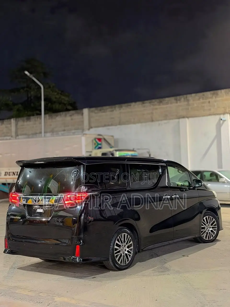 Toyota Vellfire 2.5 Z 2017 Black