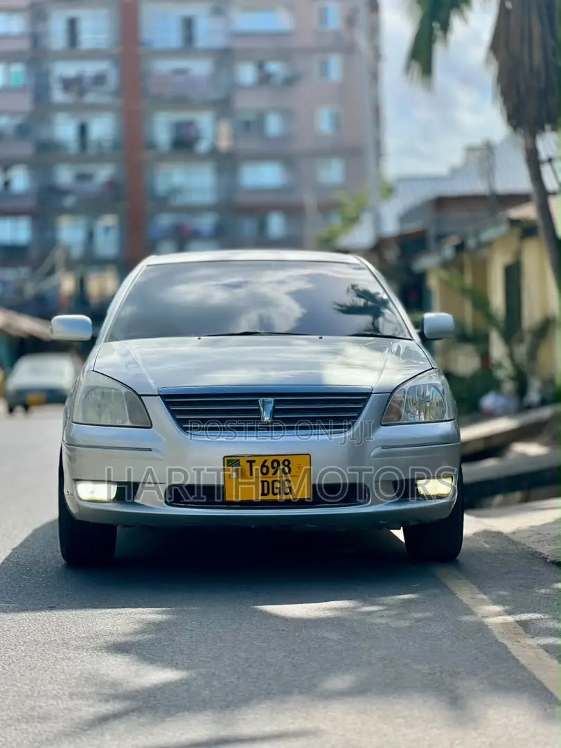 Toyota Premio 2004 Silver