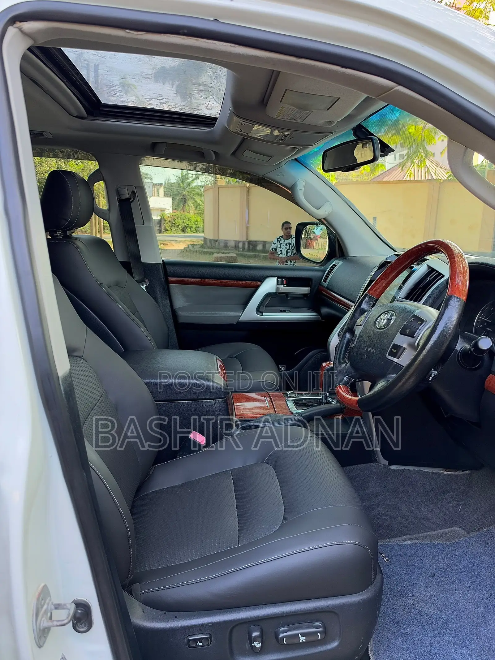Toyota Land Cruiser 2013 White