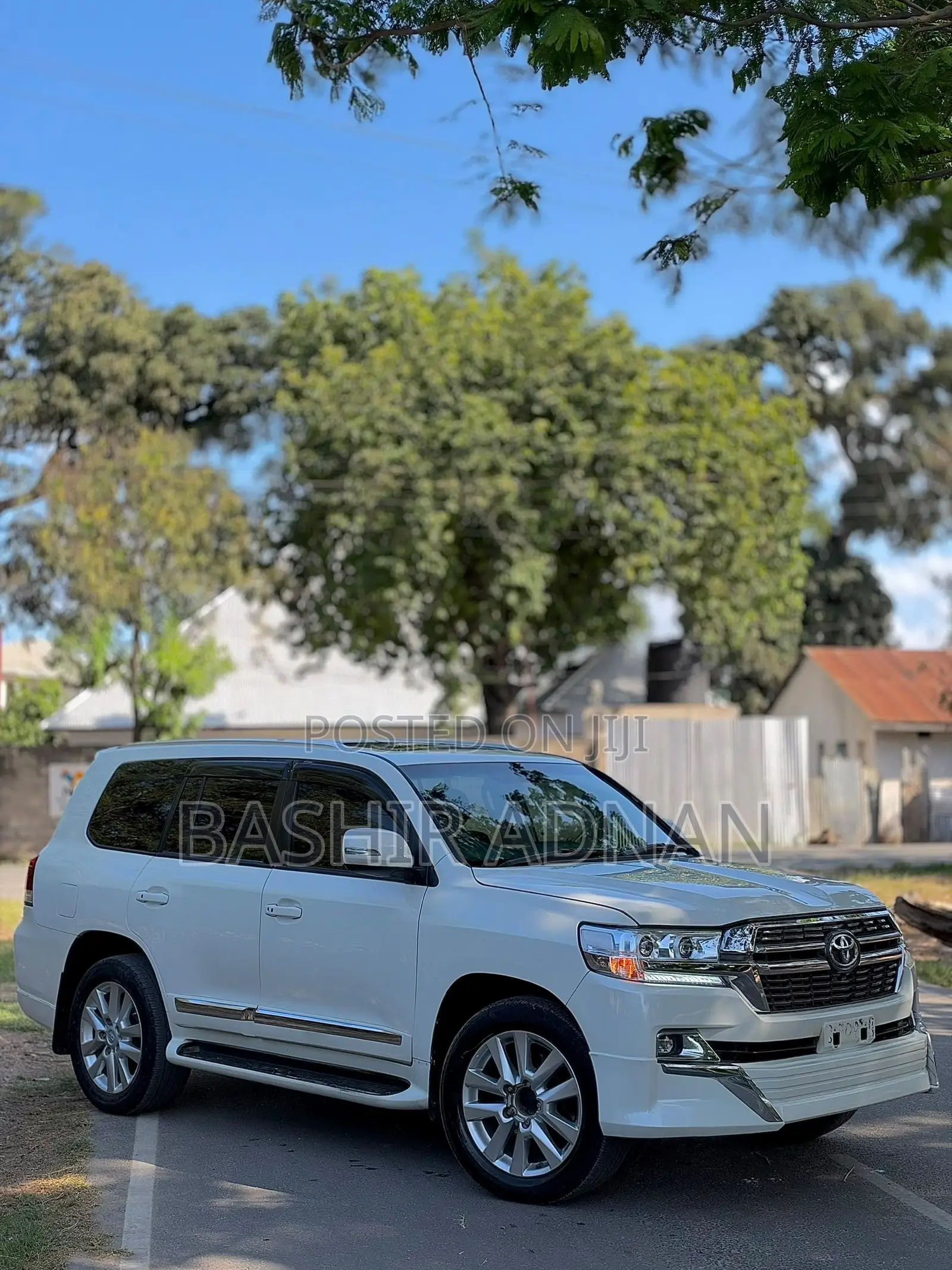 Toyota Land Cruiser 2013 White