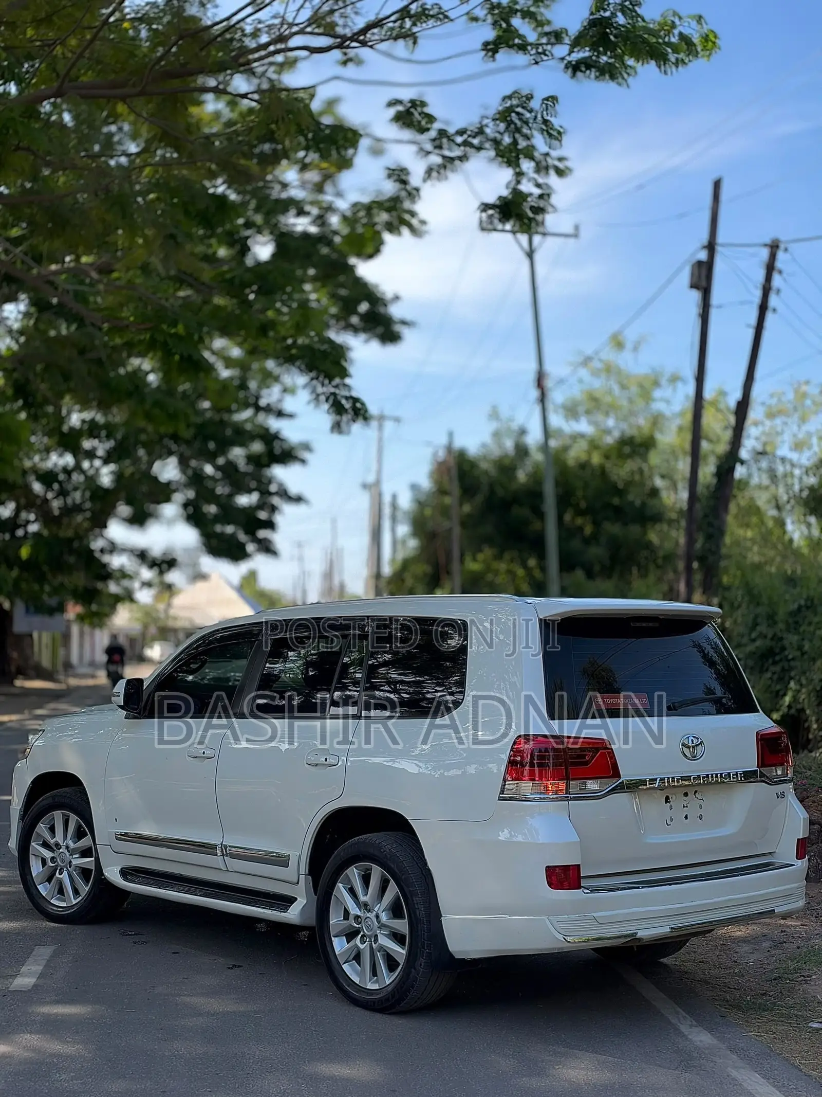 Toyota Land Cruiser 2013 White