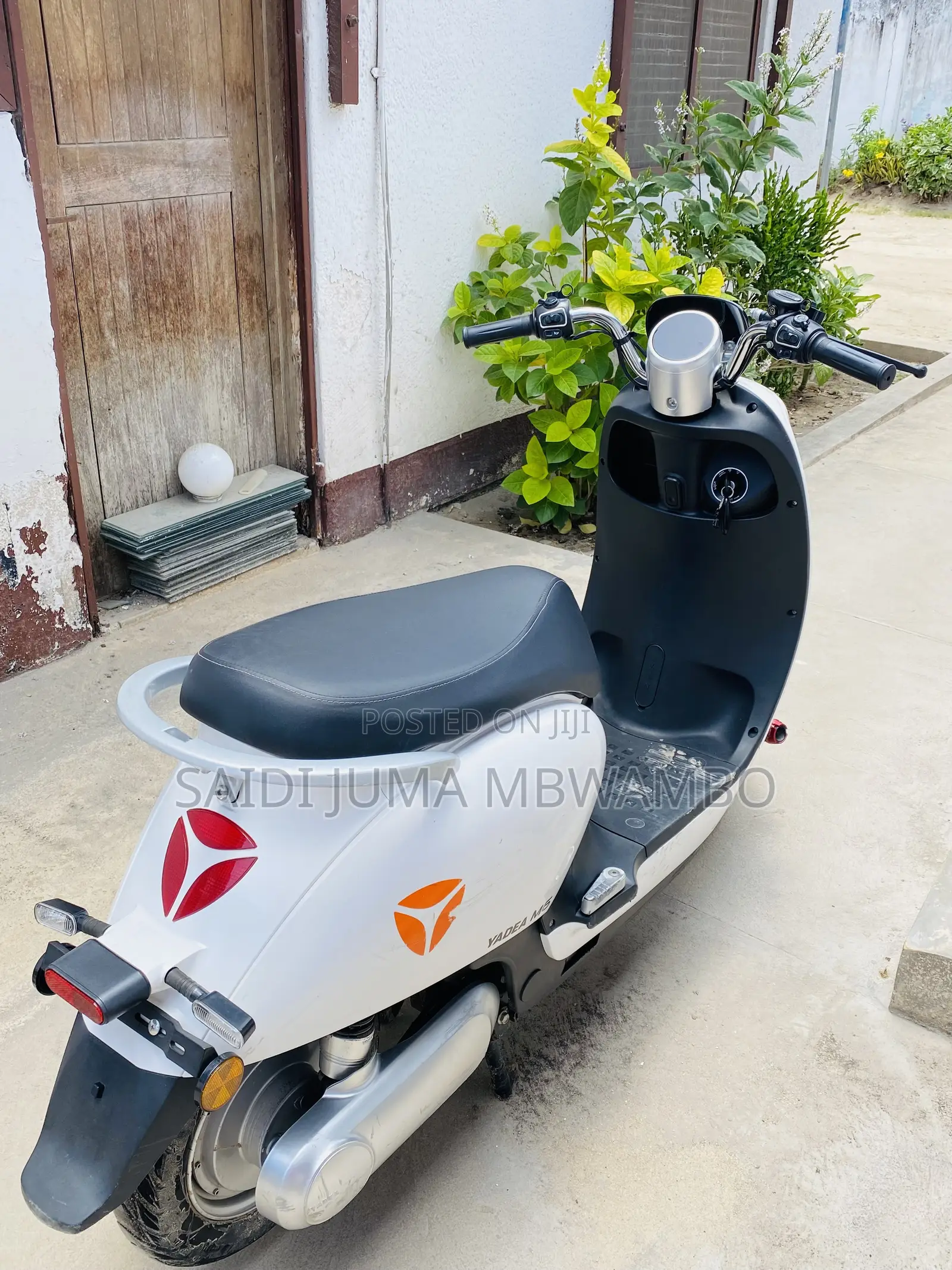 Yadea 8S200 2023 White