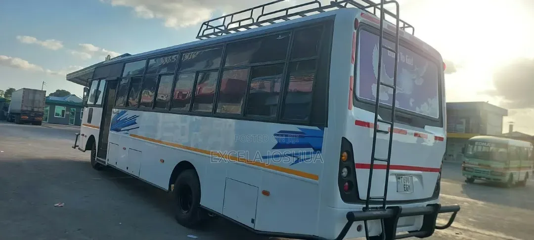 Tata LP 2023 White