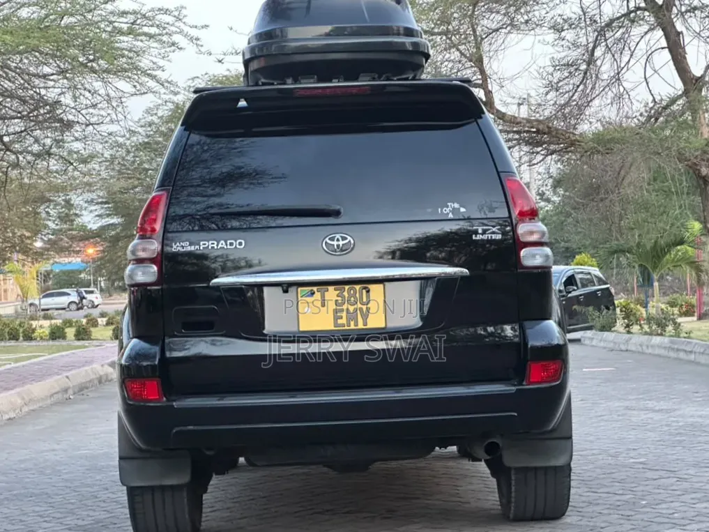 Toyota Land Cruiser Prado 2006 Black