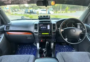 Toyota Land Cruiser Prado 2006 Black