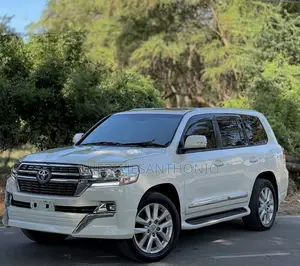 Toyota Land Cruiser 4.5 V8 VXR 2014 Pearl