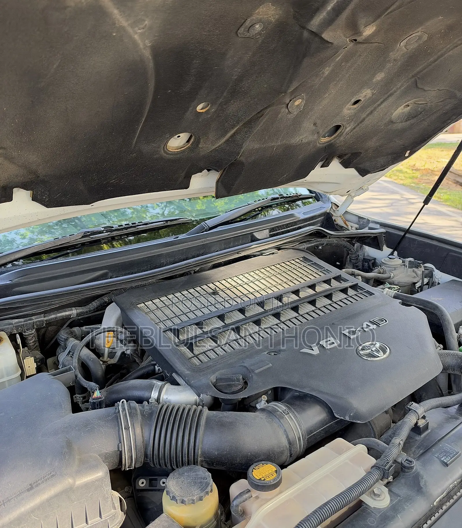 Toyota Land Cruiser 4.5 V8 VXR 2014 Pearl