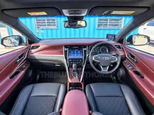 Toyota Harrier 2.0 2016 Gray
