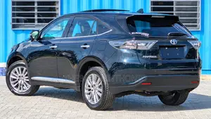 Toyota Harrier 2.0 2016 Gray
