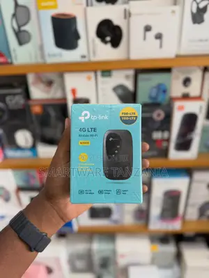 TP-Link 4G LTE Mobile Wi-Fi M7000, 150 Mbps, 8 Hours Usage, TDD-LTE