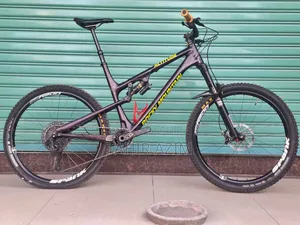 Rocky Mountain Altitude Full Suspension MTB 27.5