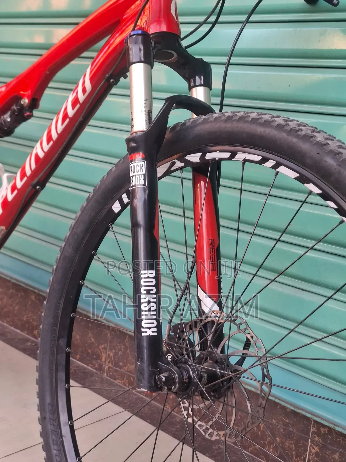 Specialized Full-Suspension Mountain Bike – 29 Inch.