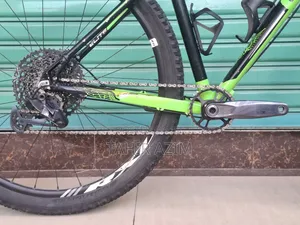 GT Zaskar 29” Mountain Bike.