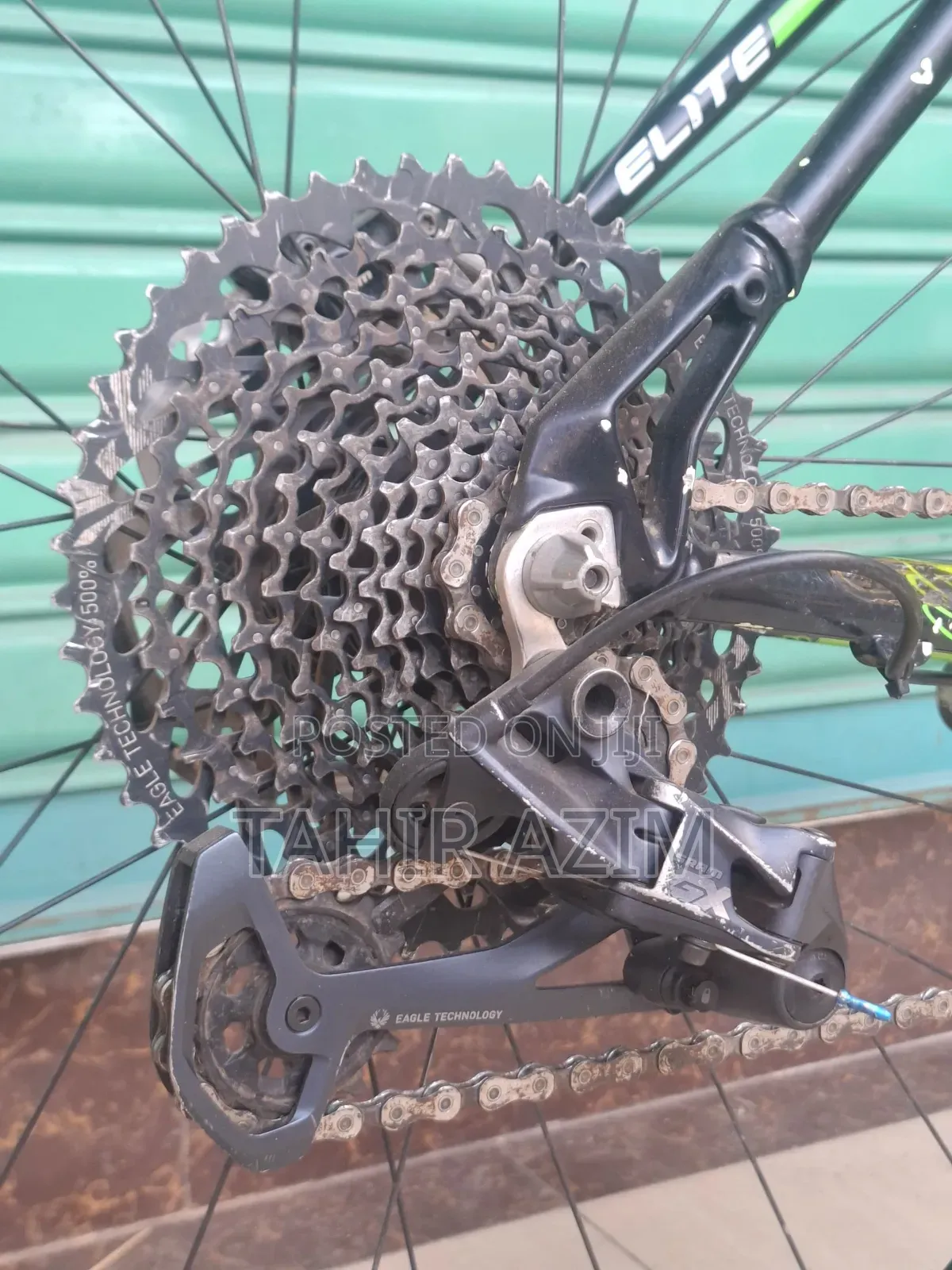 GT Zaskar 29” Mountain Bike.
