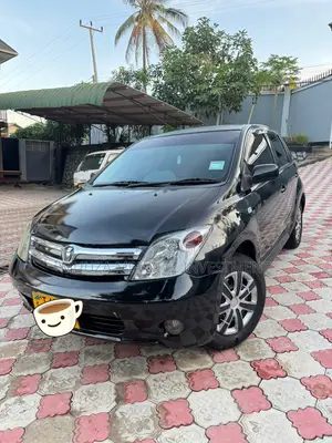 Toyota IST 2005 Black