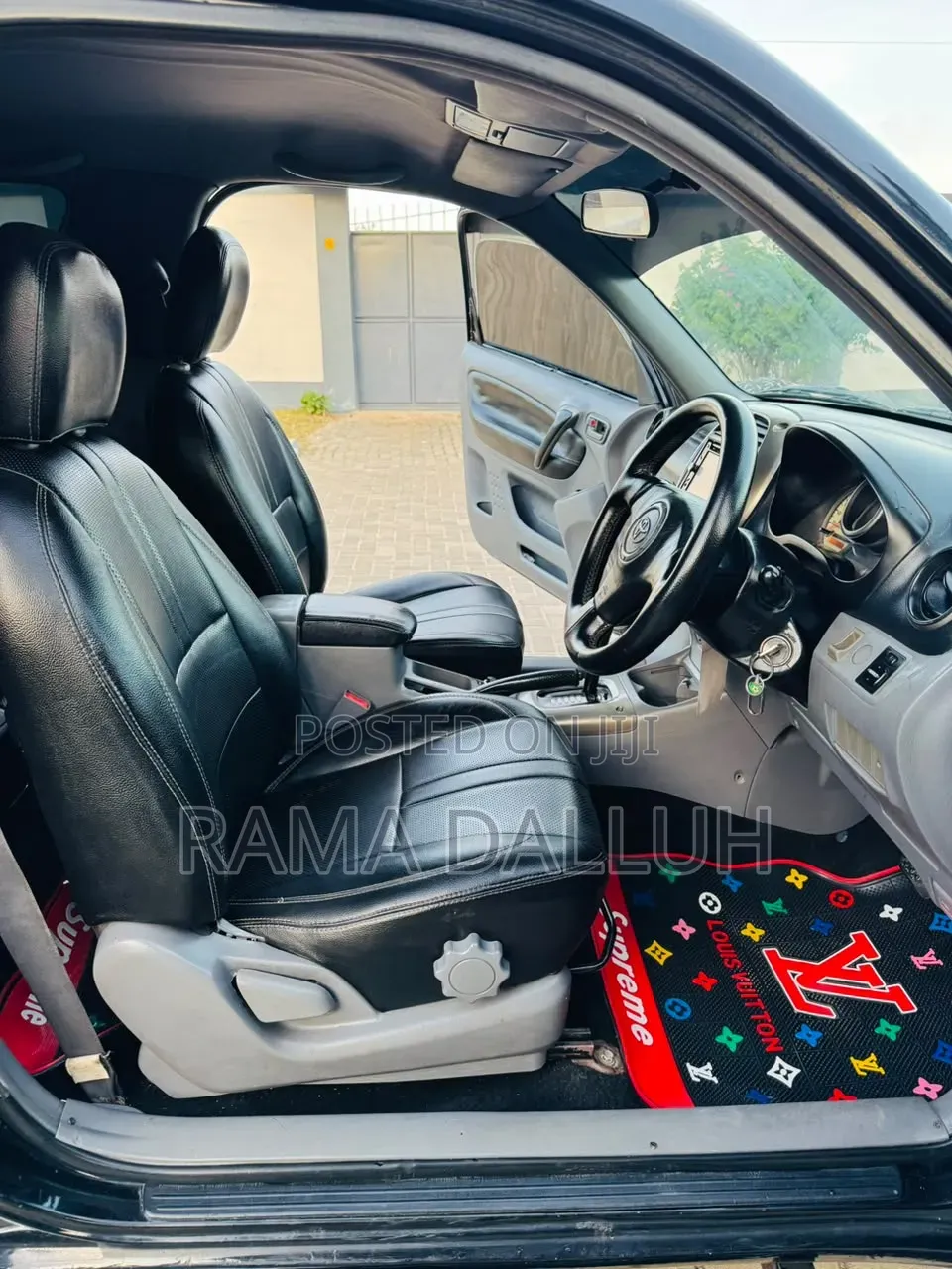 Toyota RAV4 2004 Black