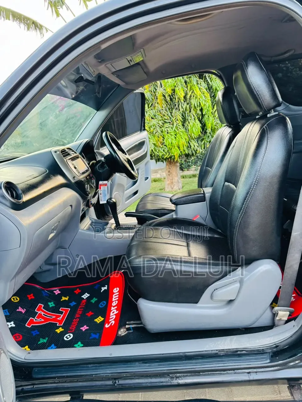 Toyota RAV4 2004 Black
