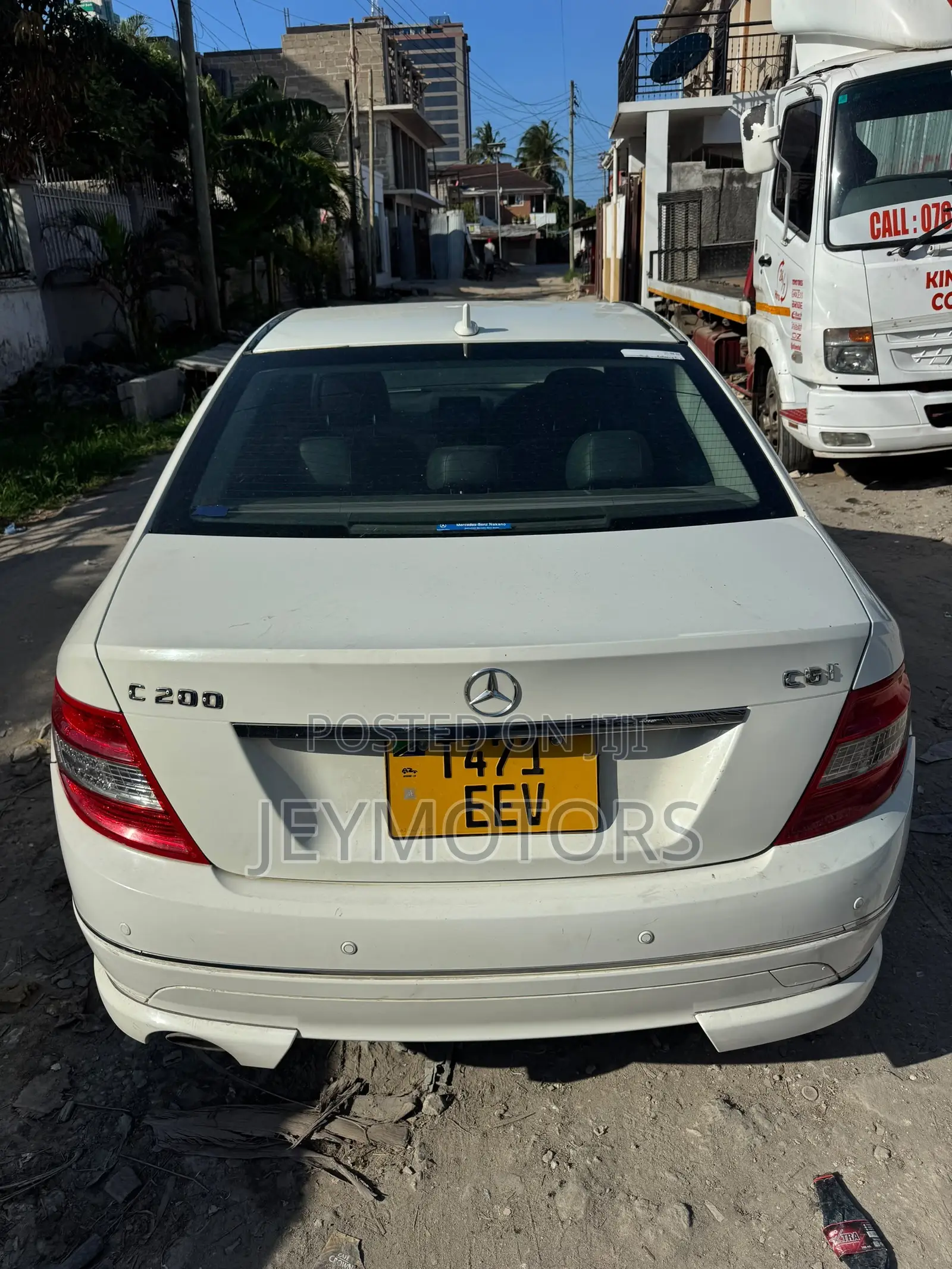 Mercedes-Benz C200 2010 Pearl