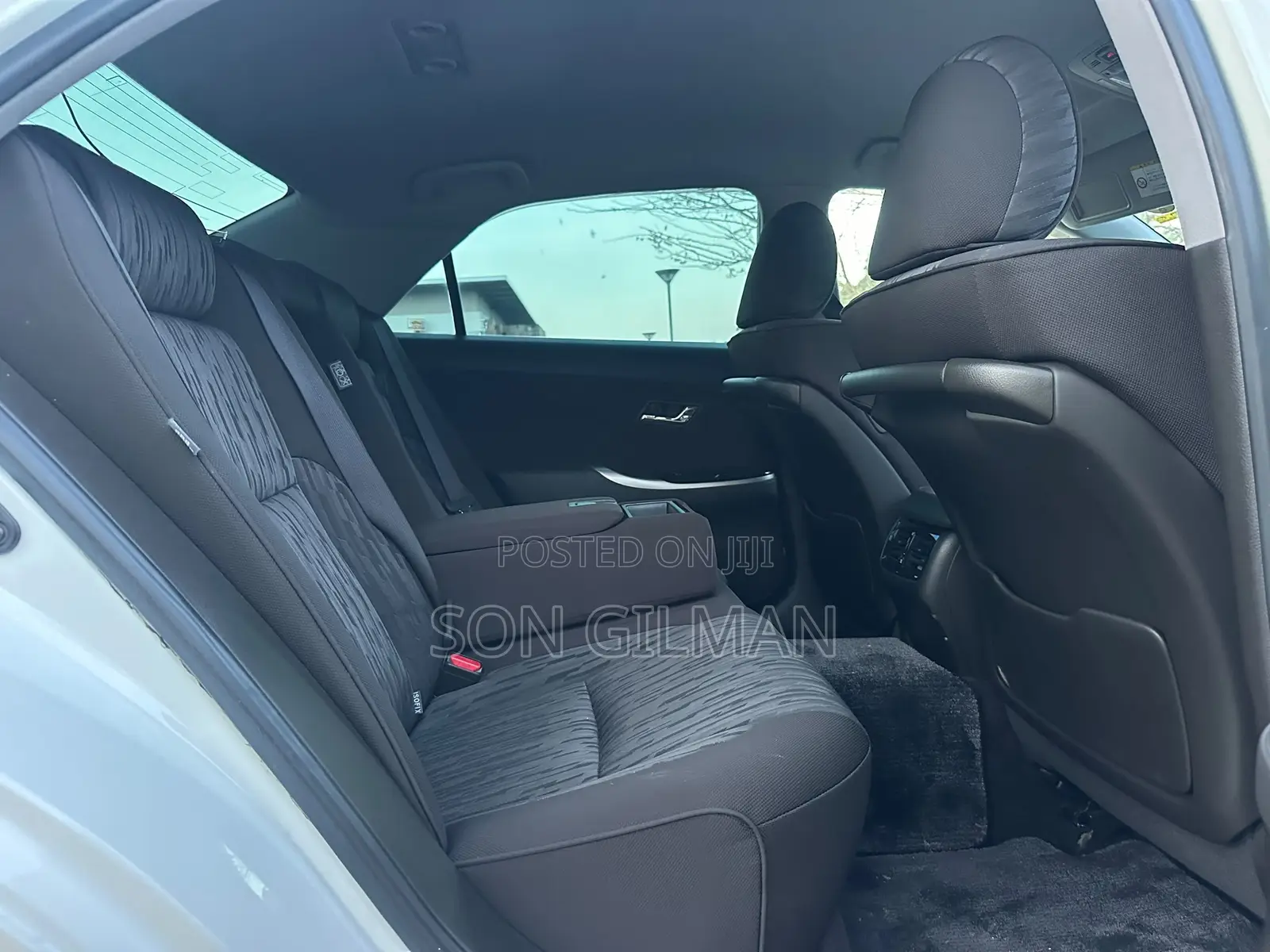 Toyota Crown 2011 White