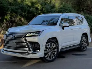 Lexus LX 600 2023 White