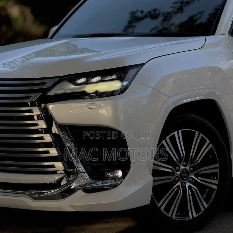 Lexus LX 600 2023 White