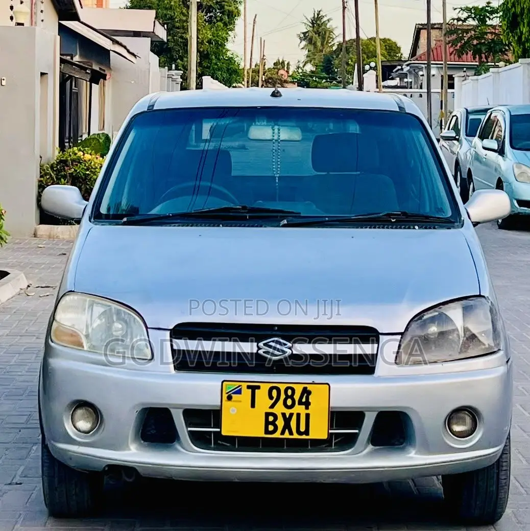 Suzuki Swift 2000 Silver
