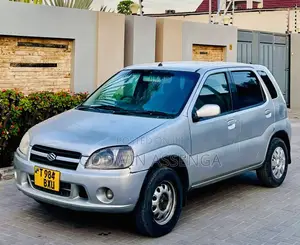 Suzuki Swift 2000 Silver