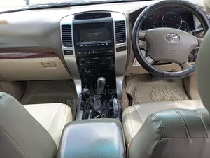 Toyota Land Cruiser Prado 2007 Black