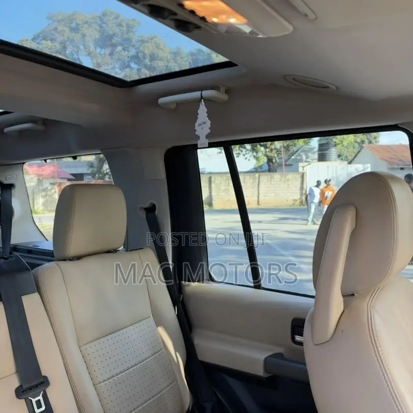 Land Rover Discovery 2009 Green