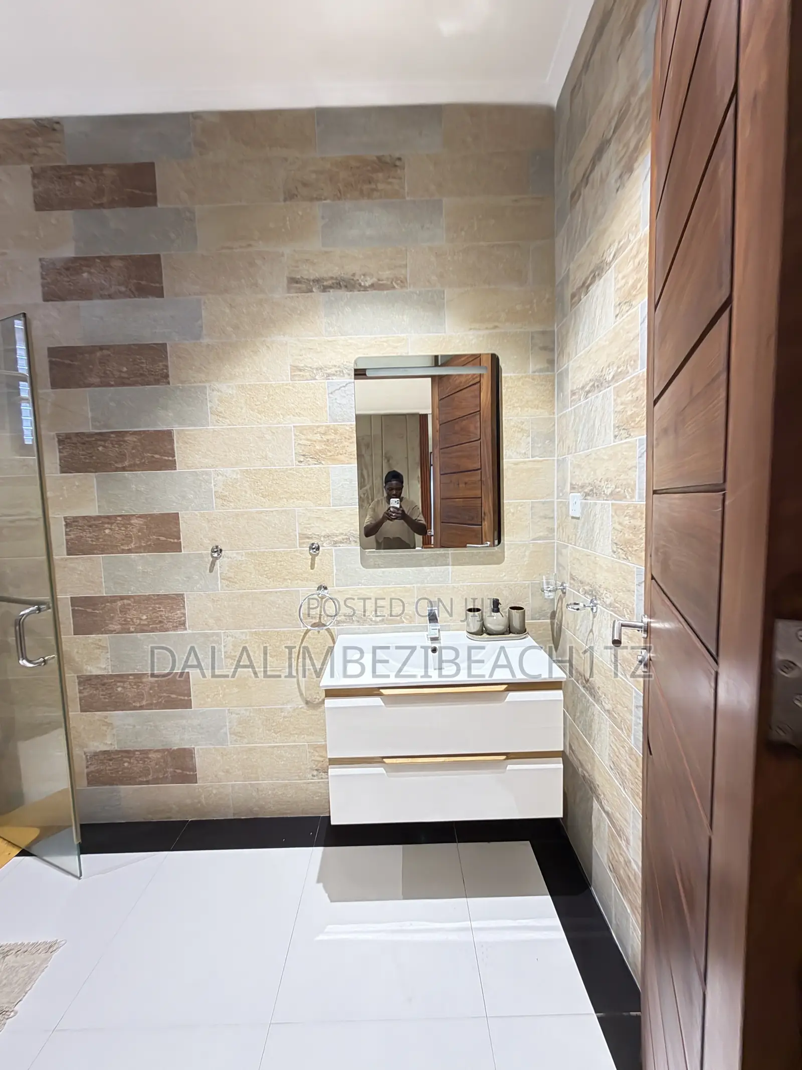 Furnished 2bdrm Apartment in Mbezi Beach, Kinondoni for sale