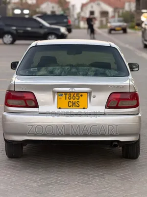 Toyota Carina 2000 Silver