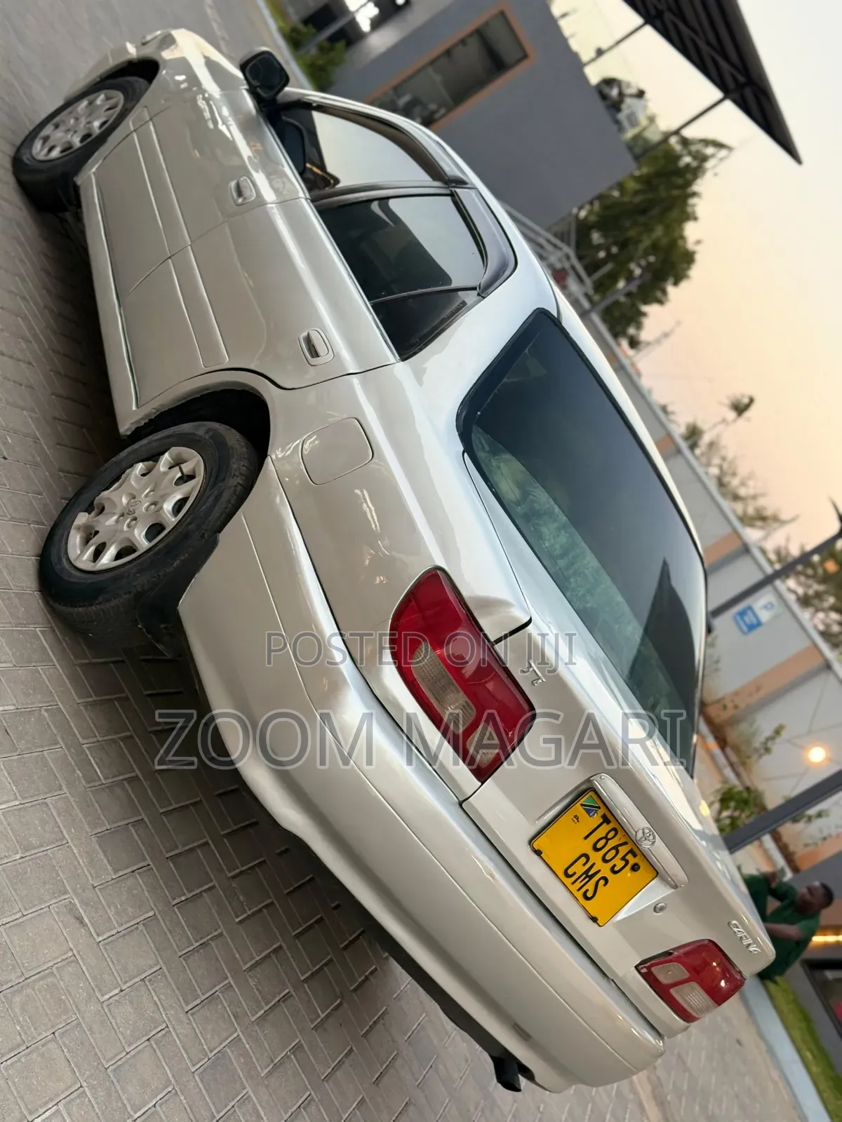 Toyota Carina 2000 Silver