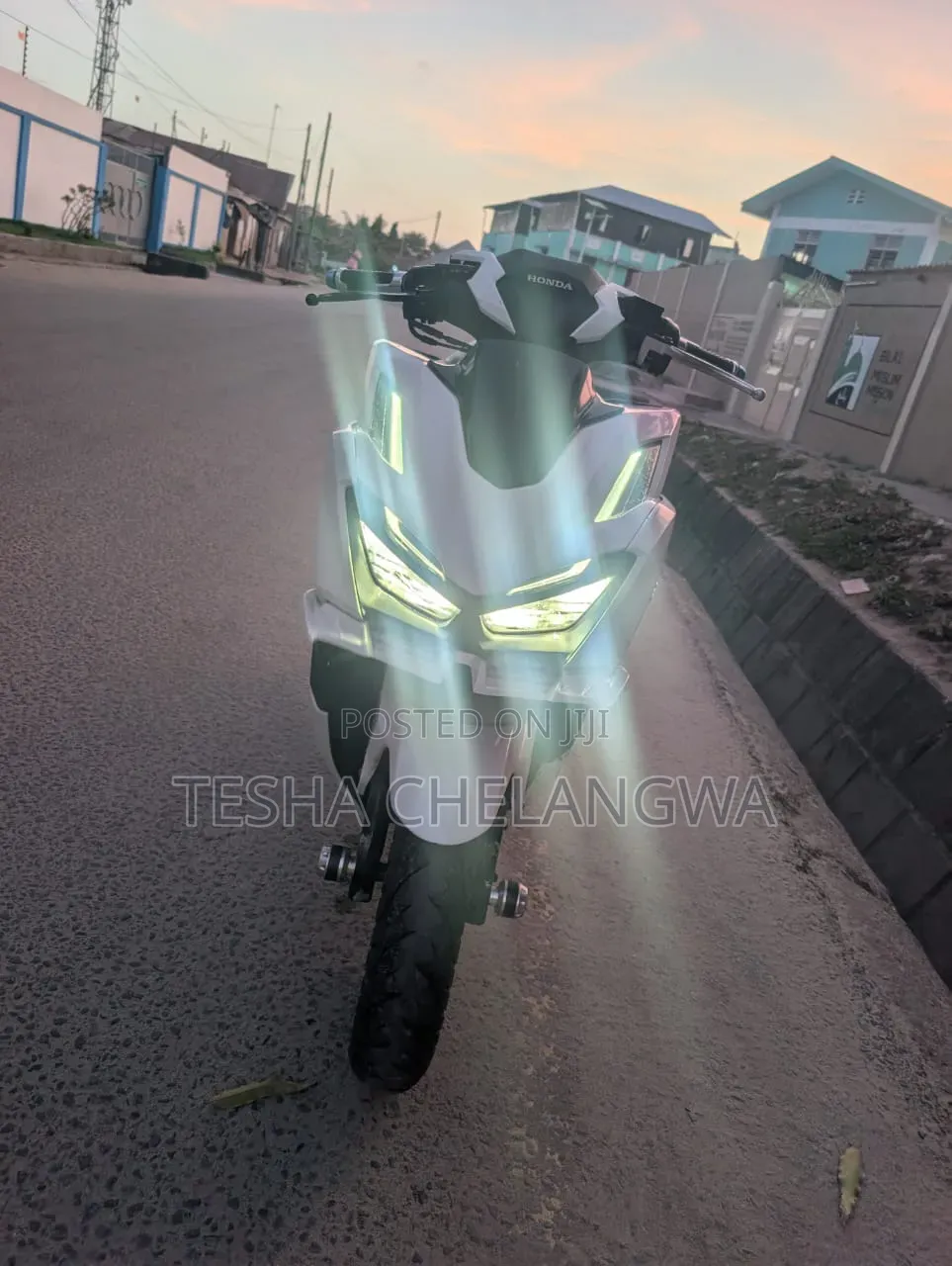 Honda Vario 2024 White